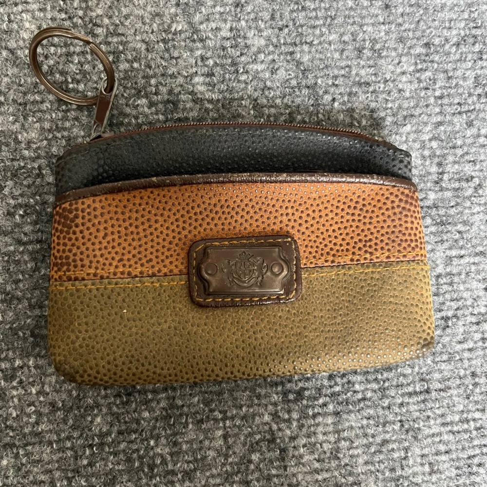 Vintage Tri-Color Pebbled Faux Leather Coin Purse Key Ring Pouch Crest Emblem